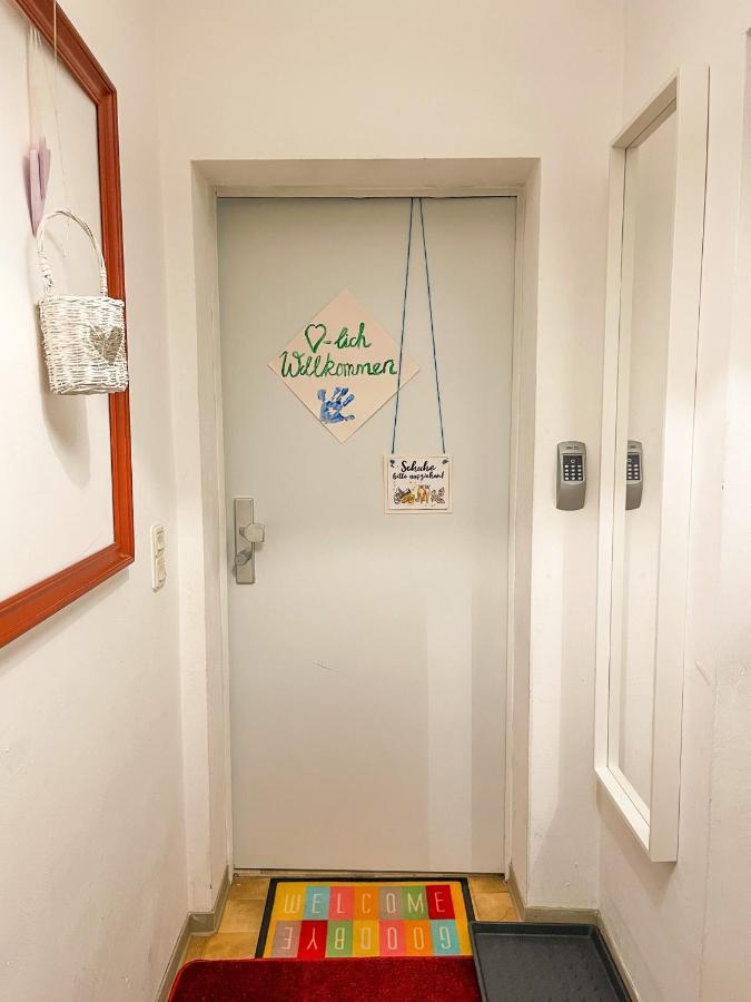 Souterrainwohnung Mit Grossem Garten Und Sauna Кассель Экстерьер фото